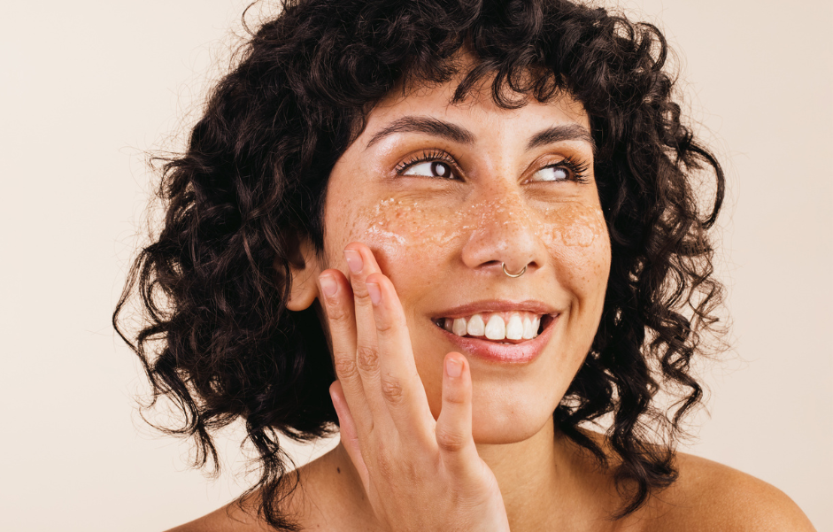 6 Reasons Your Dark Spots Aren't Fading